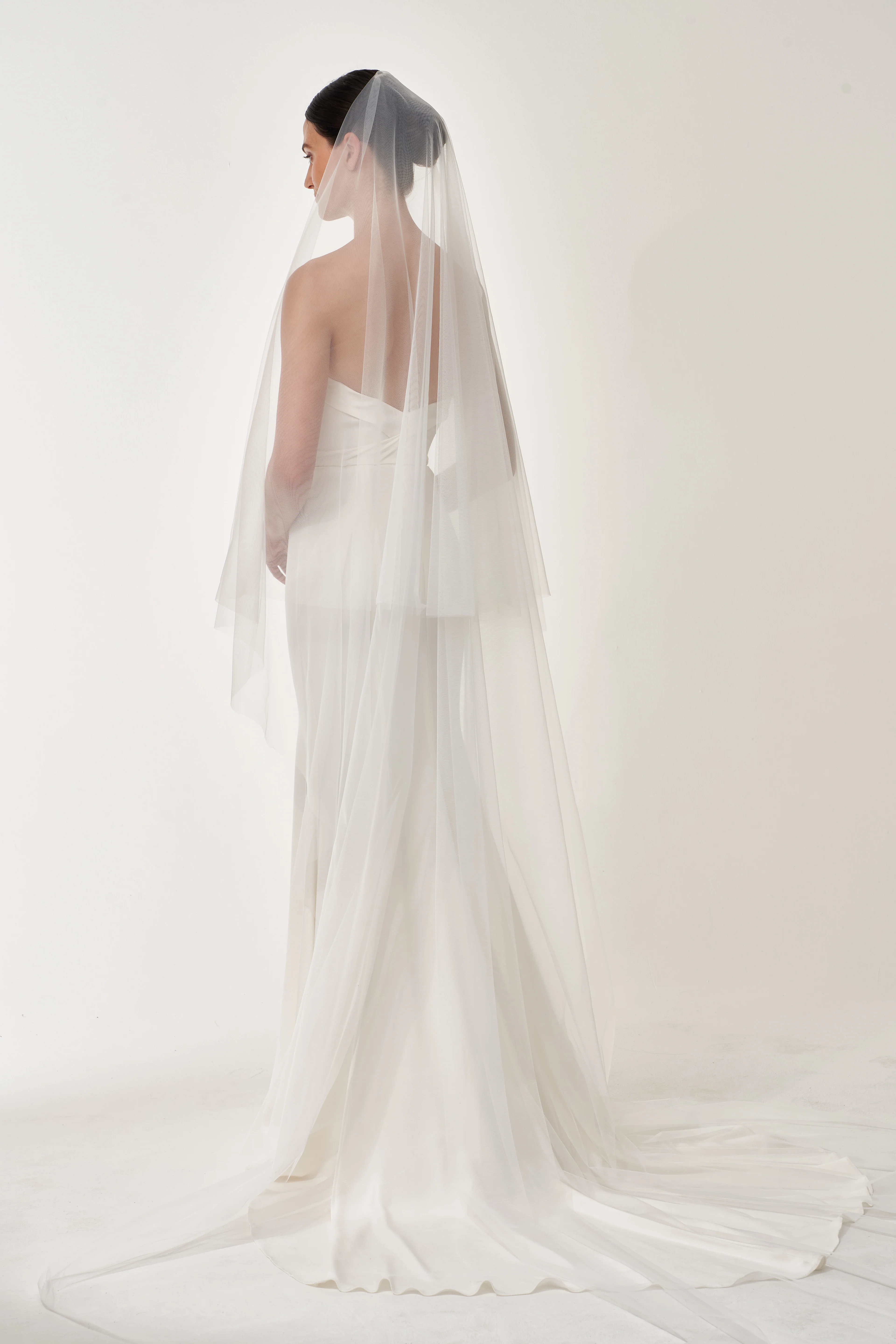 Signature Chapel Length Veil - Image 5