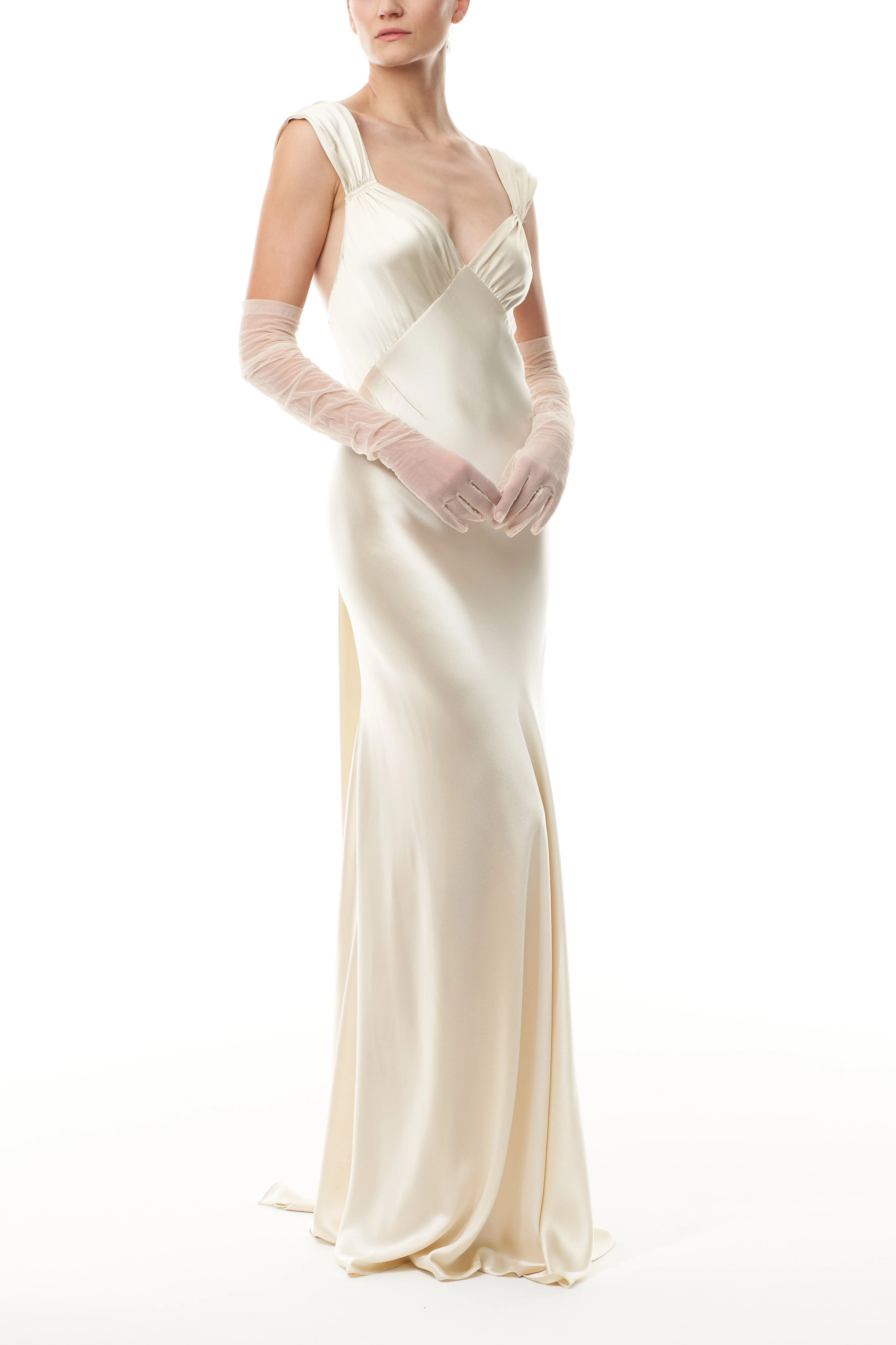 Charming Blush Tulle Gloves - Image 3