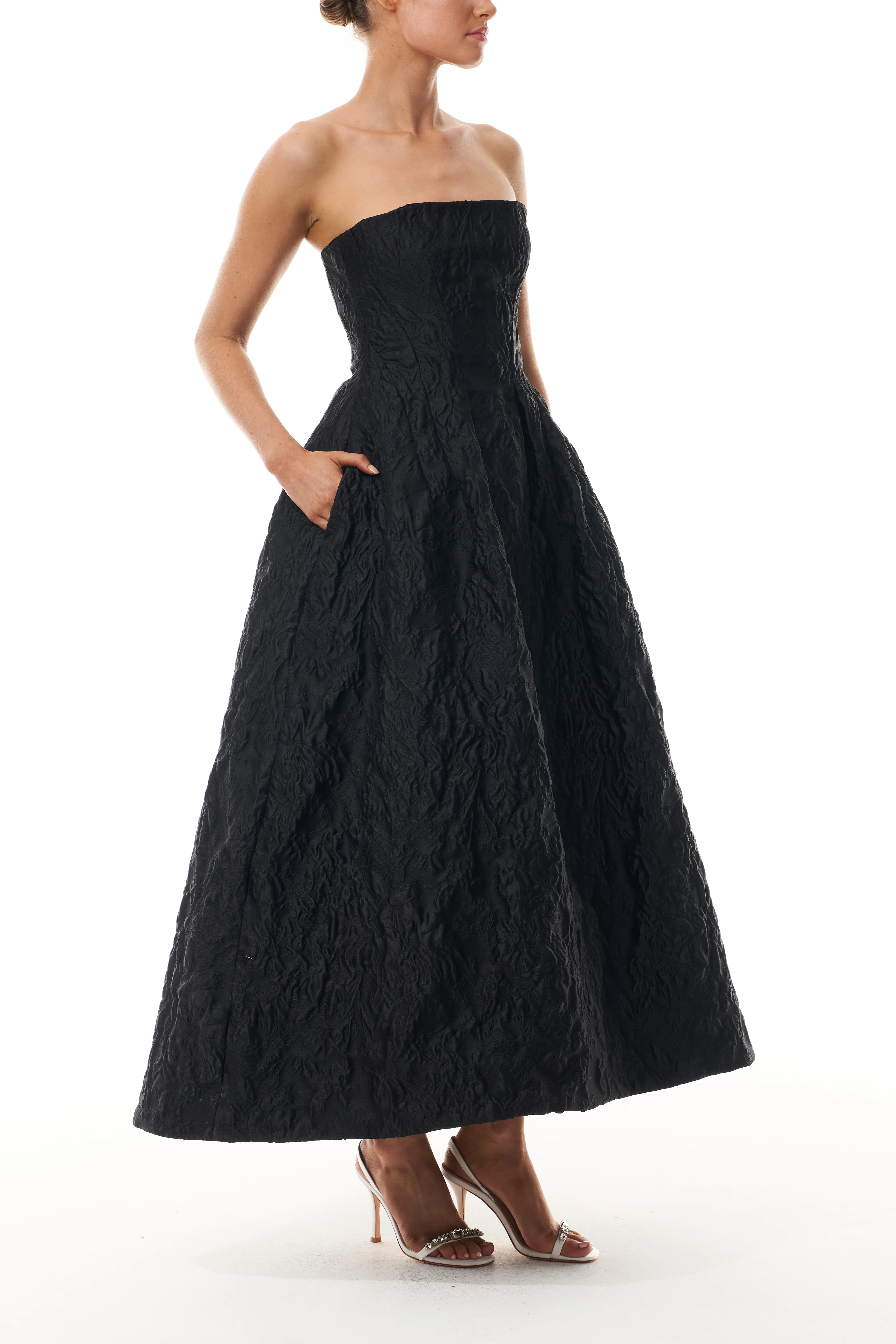 Noir Floral Jacquard Dress - Image 5